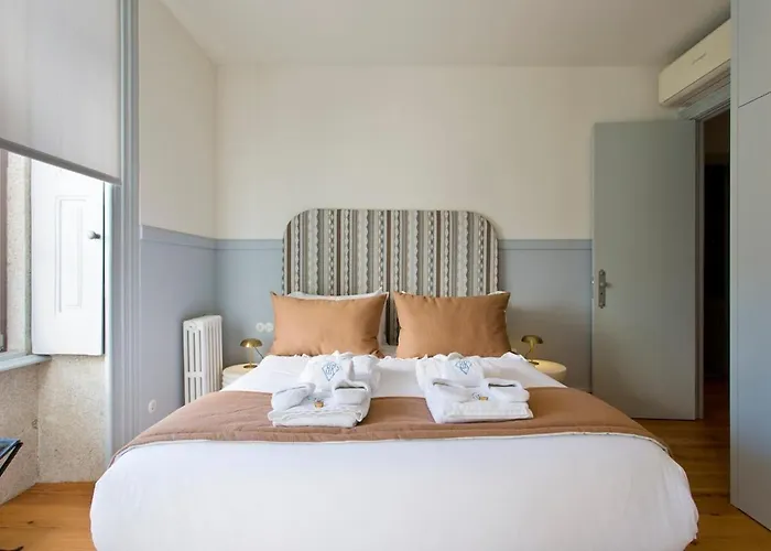 Boutique Rentals- The Miradouro Ribeira * Oporto