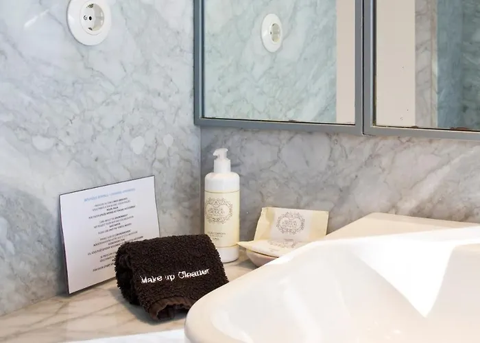 Boutique Rentals- The Miradouro Ribeira *