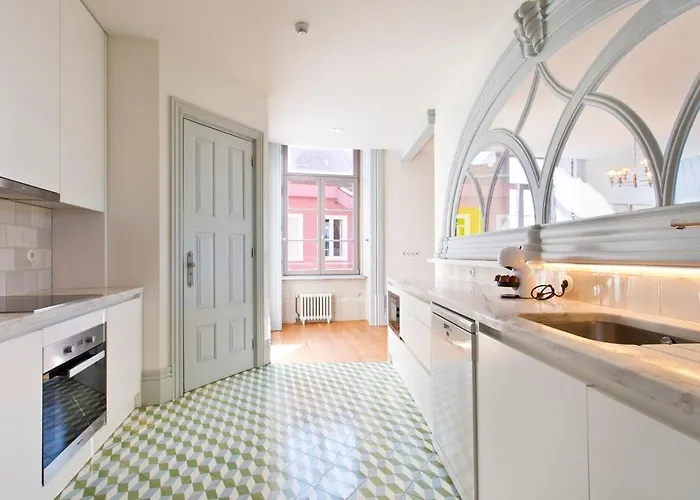 Boutique Rentals- The Miradouro Ribeira