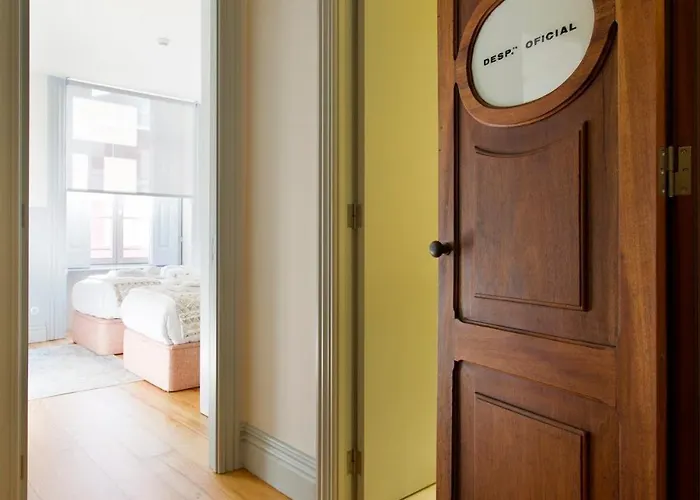 Boutique Rentals- The Miradouro Ribeira *